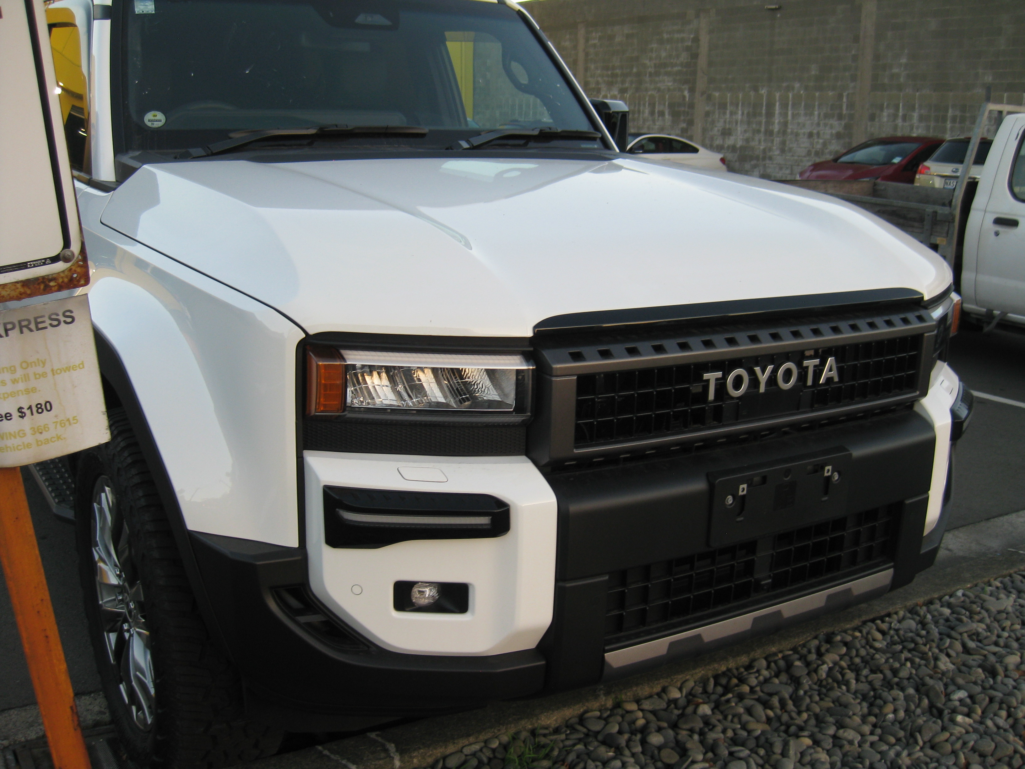 TOYOTA LANDCRUISER STATIONWAGON 2024-CURRENT